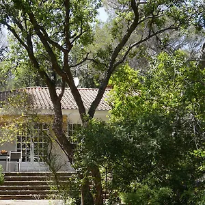 Bed & Breakfast La Maison Blanche, Saint Aygulf