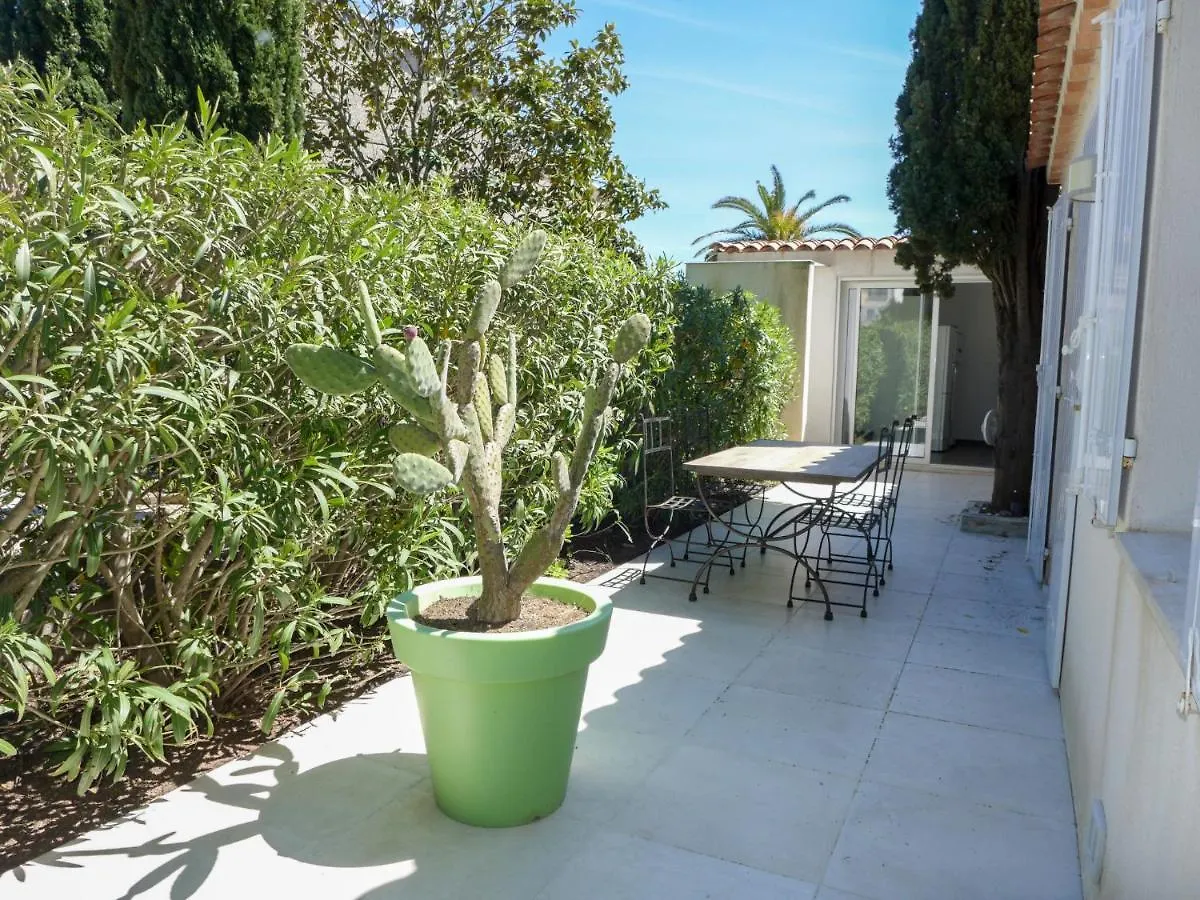 Holiday Home Les Vallons De La Gaillarde 1 By Interhome Saint Aygulf France